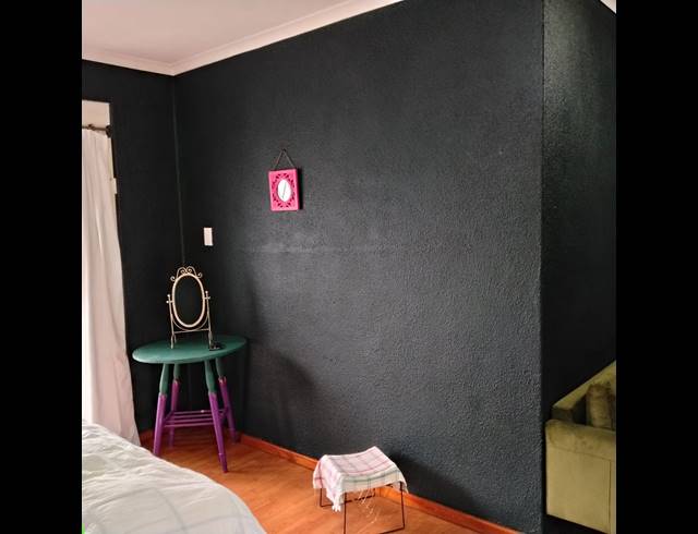 1 bed property to rent in ROSEBANK